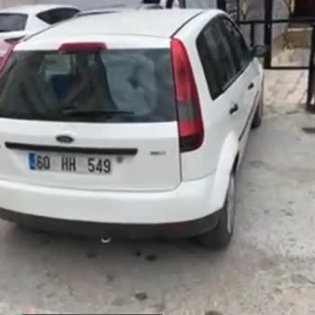 Tokat Belediyesi Binaya Girişlerin Ve Çıkış Engellenmesi