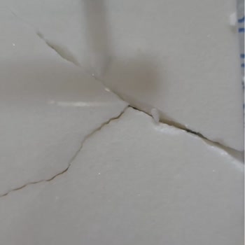 PTT Kargo PTT Kırılabilir Etiketi Olmasına Rağmen Ürünü Kırık Teslim Ediyor.