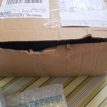 Sürat Kargo Ürünüm Eksik, Kutu Yırtılmış Halde Geldi