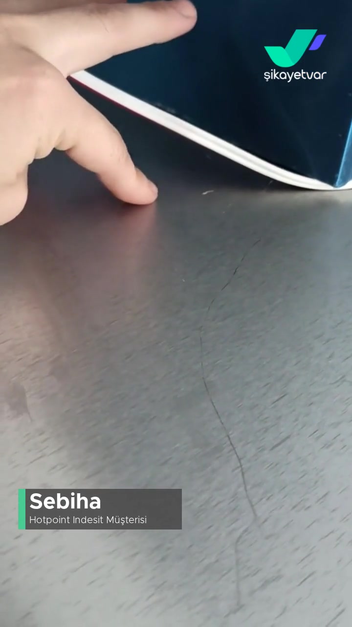Hotpoint Indesit Davlumbazım Bir Çok Yerinde Derin Çizikler Var videonun kapak resmi