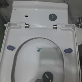 Vitra Klozet Dübelleri Kırıldı