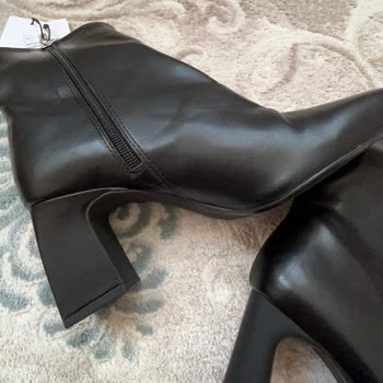 Bershka Online Alışverişinde Topuk Farklılığı Sorunu