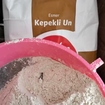 Söke Un Migros'tan Aldığım Söke Esmer Kepekli Undan Böcek Ve Kurt Çıktı