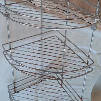 Teknotel Krom Ev Ürünleri Teknotel Köşe Duş Rafı Üçlü Modeli Kısa Sürede Paslandı.