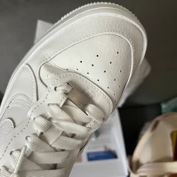 Online Lostra Ayakkabı Tamir Bakım Sorunu