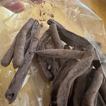 Patiswiss Çikolatalarında Böcek Ve Kurt Skandalı