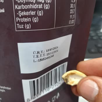 A101 Çerezya Bozuk Ürün Fıstık Küflü