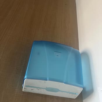 Ümraniye Eğitim ve Araştırma Hastanesi Ümraniye Hastanesi'nde Temizlik Sorunları Ve Hizmet Eksikliği