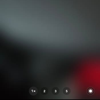 Samsung S24 Ultra Telefon Kamerası Donuyor