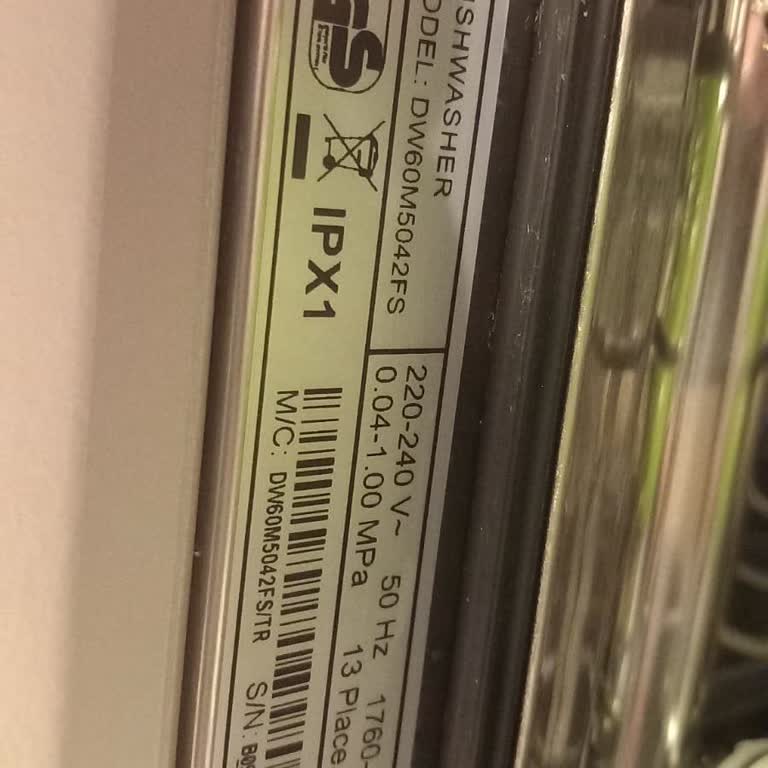 Samsung DW60M5042fs Bulaşık Makine İç Sepetlerinin Paslanıp Kopması