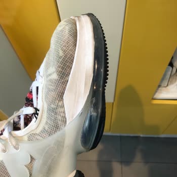 Nike Lebron 19 Balon Patlaması