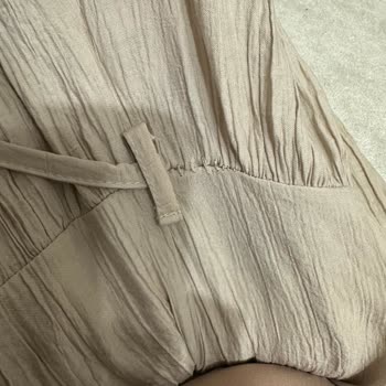 Zülays Elbise Mağduriyeti, İlk Yıkamada Parçalandı