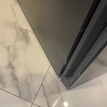 Siemens Buzdolabı İki Tarafı Hasarlı Ürün Getirdi