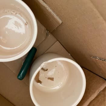 Palto Tasarımdan Kırık Kupa Geldi