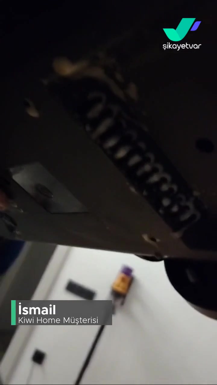 Kiwi 4325 Halı Yıkama Makinesi Alttan Su Akıtıyor! videonun kapak resmi