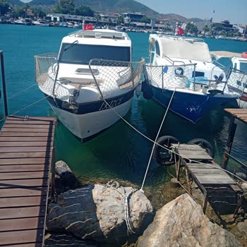 Burhaniye Belediyesi Limanda İşgal Ve Düzensizlik.