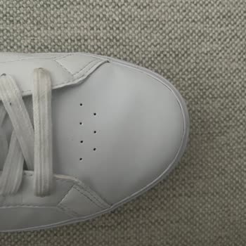 Lacoste Ayakkabı Aldığıma Pişman Oldum.