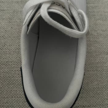 Lacoste Ayakkabı Aldığıma Pişman Oldum.