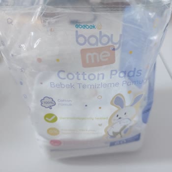 Ebebek Baby Me Bebek Temizleme Pamuğunda Lekeler