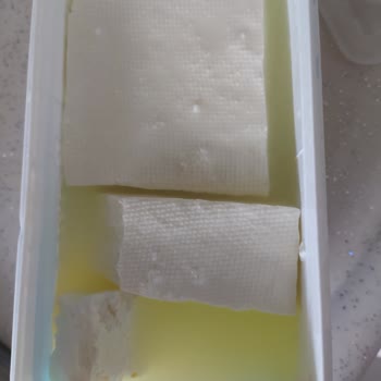 İçim Süt ve Süt Ürünleri İçim Beyaz Peynir İçinde Sert Parçalar