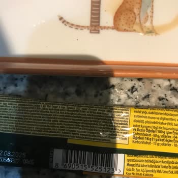 Jacobs Marka Hazır Kahveden Çıkan Plastik Nesne