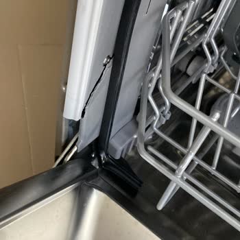 Bosch Bulaşık Makinesi Kırılmış Halde Geldi