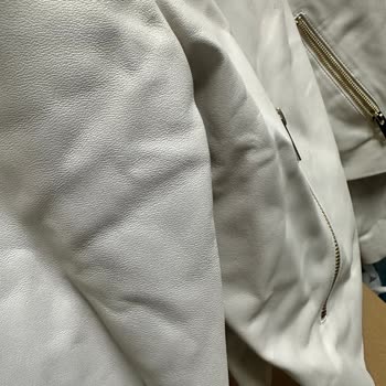 Network Giyilmeyecek Hasarlı Lekeli Ürün Gönderdi