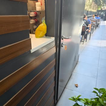 Ankara 7. Cad Mc Donald's Hijyen Problemi