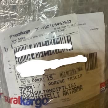 Sürat Kargo Kuryesi Vurdumduymazlığı Kargomu Fırlatıp Gitti