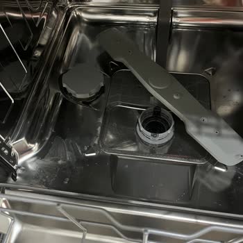 Arçelik Bulaşık Makinesi Yağ Kabarcıkları Ve Kir Sorunu