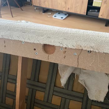 Kelebek Mobilya 1 Yıldır Koltuğum Kırık Yardımcı Olmuyorlar.