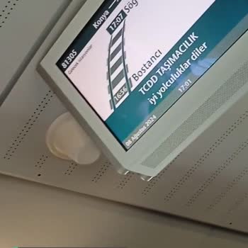 YHT (Yüksek Hızlı Tren) Yavaş Yavaş Gidemedi