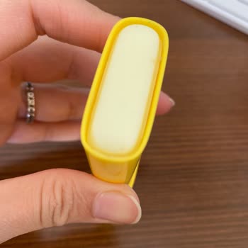 Cosmed Stick Güneş Kreminin Asansör Sistemi Bozuldu