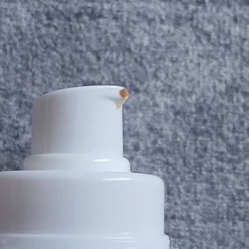 Nivea Cellular Luminous 630 Ürününün Renk Ve Yapısı Hakkında Sorun