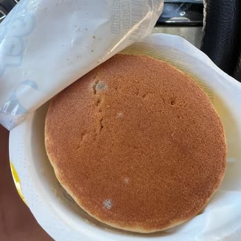 Eti Gıda Eti Süt Burger Küflü