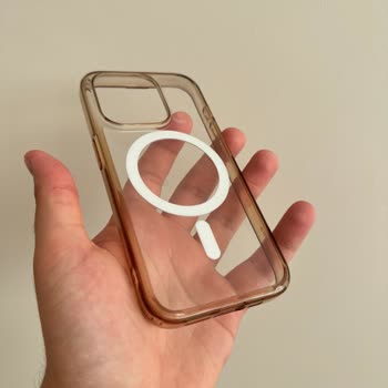 Spigen İphone 15 Pro Kılıf Sararması