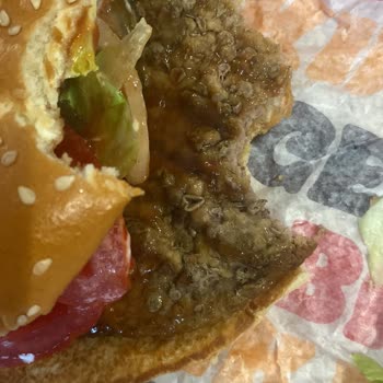 Burger King Bozulmuş Köfte Veriyor