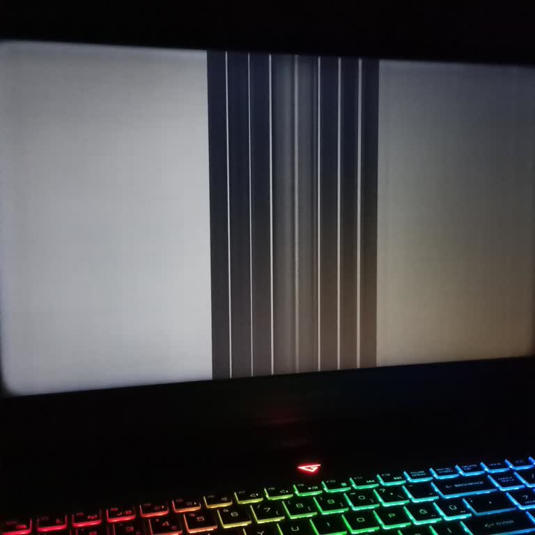 Casper Excalibur Ekran Gitti