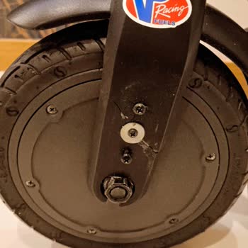 Media Markt Bood Elektrikli Scooter Arıza Yapılmadı Ve Parça Eksik
