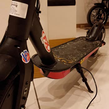 Media Markt Bood Elektrikli Scooter Arıza Yapılmadı Ve Parça Eksik
