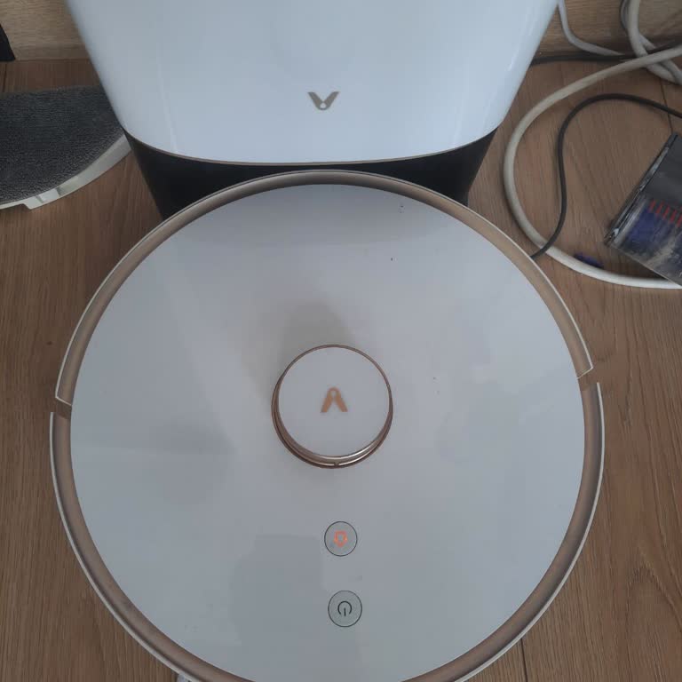 My Viomi Robot Vacuum Stuck at 99% Charge Despite Warranty Repairs