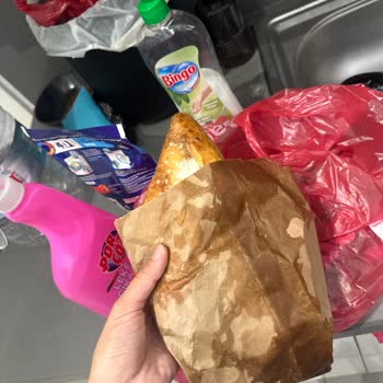 Yemeksepeti Siparişim Dökülmüş Yardım Alamadım