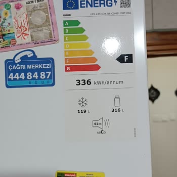 Uğur Soğutma Buzdolabının Sebzelik Kısmı Sebzeleri Donduruyor