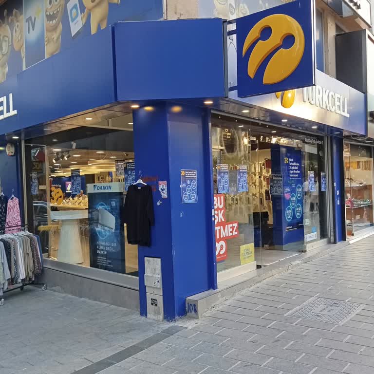 Turkcell Şubesinde Uzun Bekleme Süresi Ve İlgisiz Personel