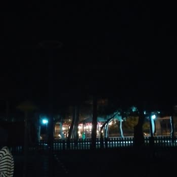 Konya Ereğli Belediyesi Parkta Aydınlatma Yok