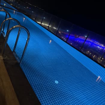 Mylome Luxury Hotel Resort Havuz Kullanımı Sonrası Saç Renginde Değişim Ve İlgisiz Yetkili