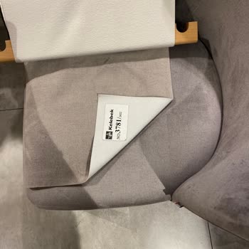 Kelebek Mobilya Yanıltıcı Renk Kartelası Ve Mağaza Desteği Eksikliği