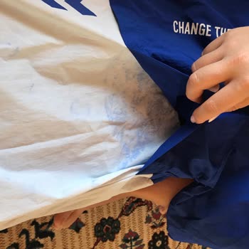 Hummel Yağmurluk Ürünü İlk Yıkamada Renk Attı Ve Zarar Gördü