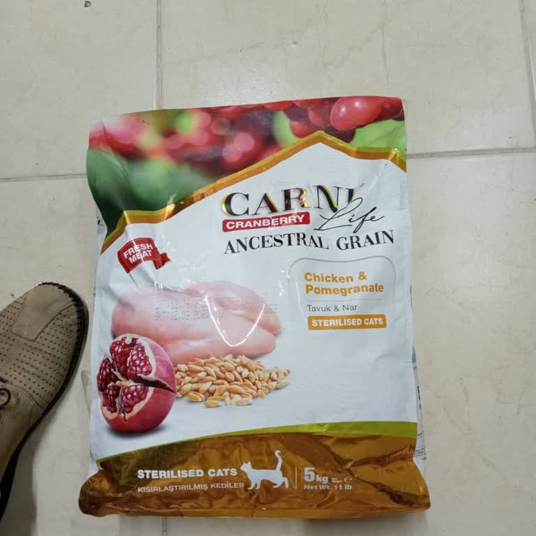 zoo.com.tr Carni Life Kısırlaştırılmış Tavuklu Ve Narlı Kedi Maması Çok Kötü!