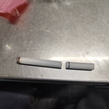 Chesterfield (philip Morris) Sigara Kusurlu Ürün